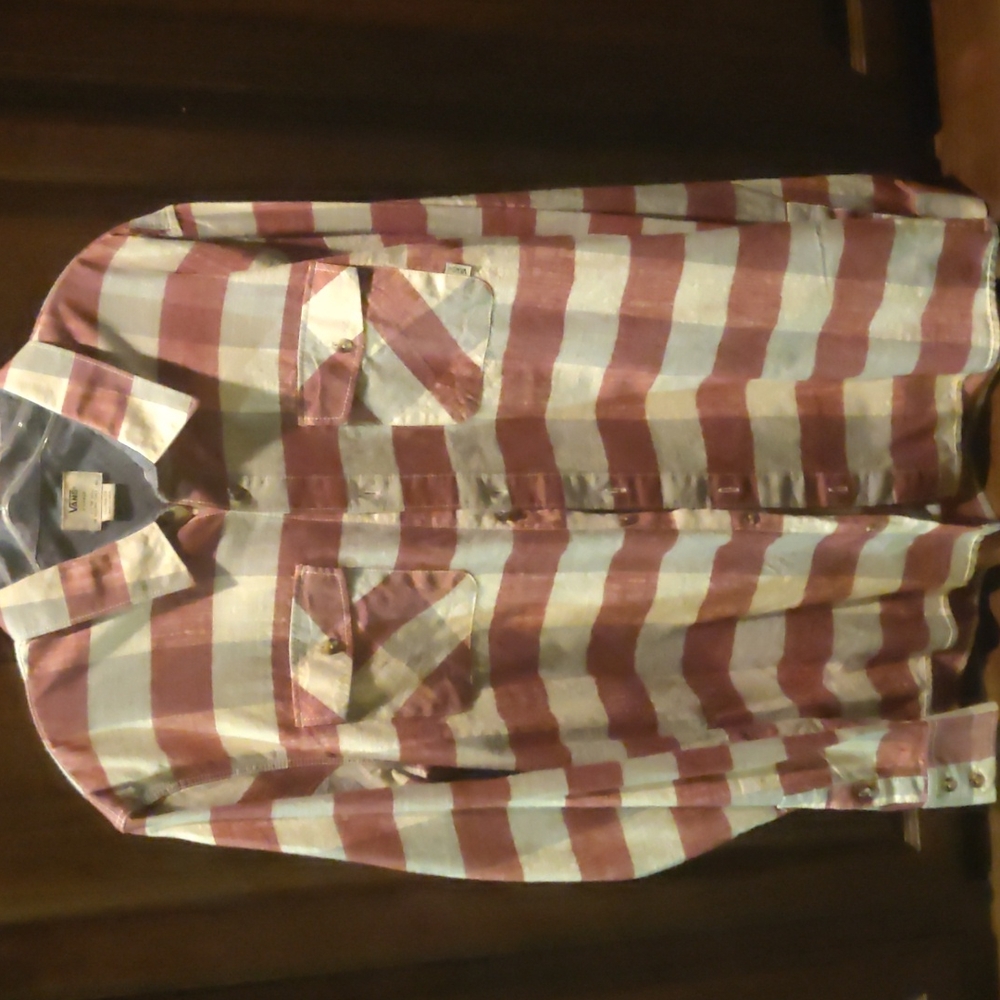 Vans flannel style long sleeve button down size XL red white